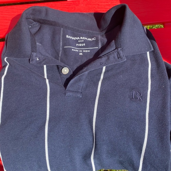 Men’s polo banana republic strip shirt and 2 t-shirts. — size Medium - Picture 2 of 8